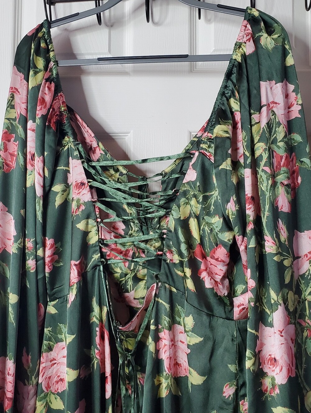 ASOS Design Curve Satin Te Jumpsuit Green Floral Wide-leg Lace-up Back Boho 18 - Picture 7 of 16